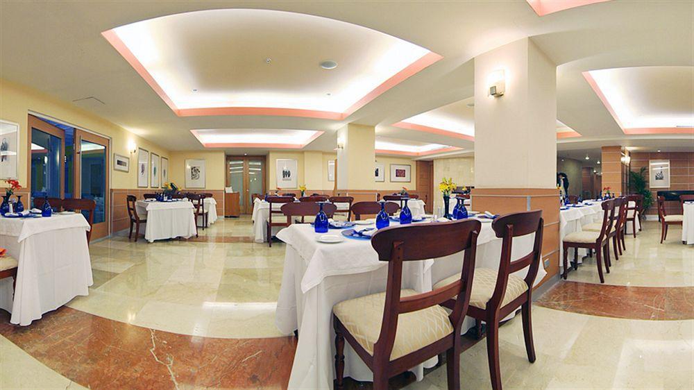 Marriott Tijuana Hotel Bagian luar foto