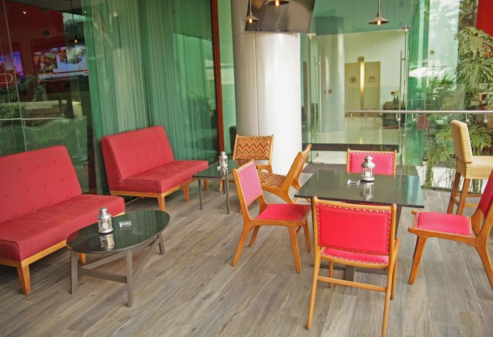 Marriott Tijuana Hotel Bagian luar foto