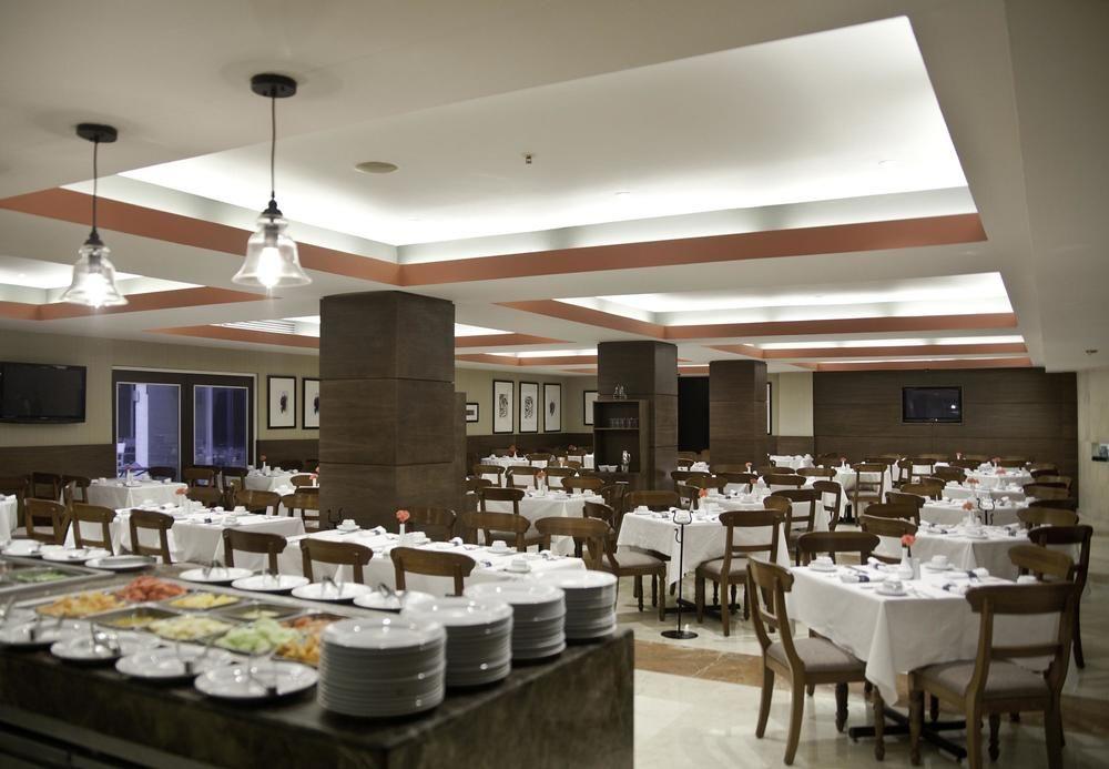 Marriott Tijuana Hotel Bagian luar foto