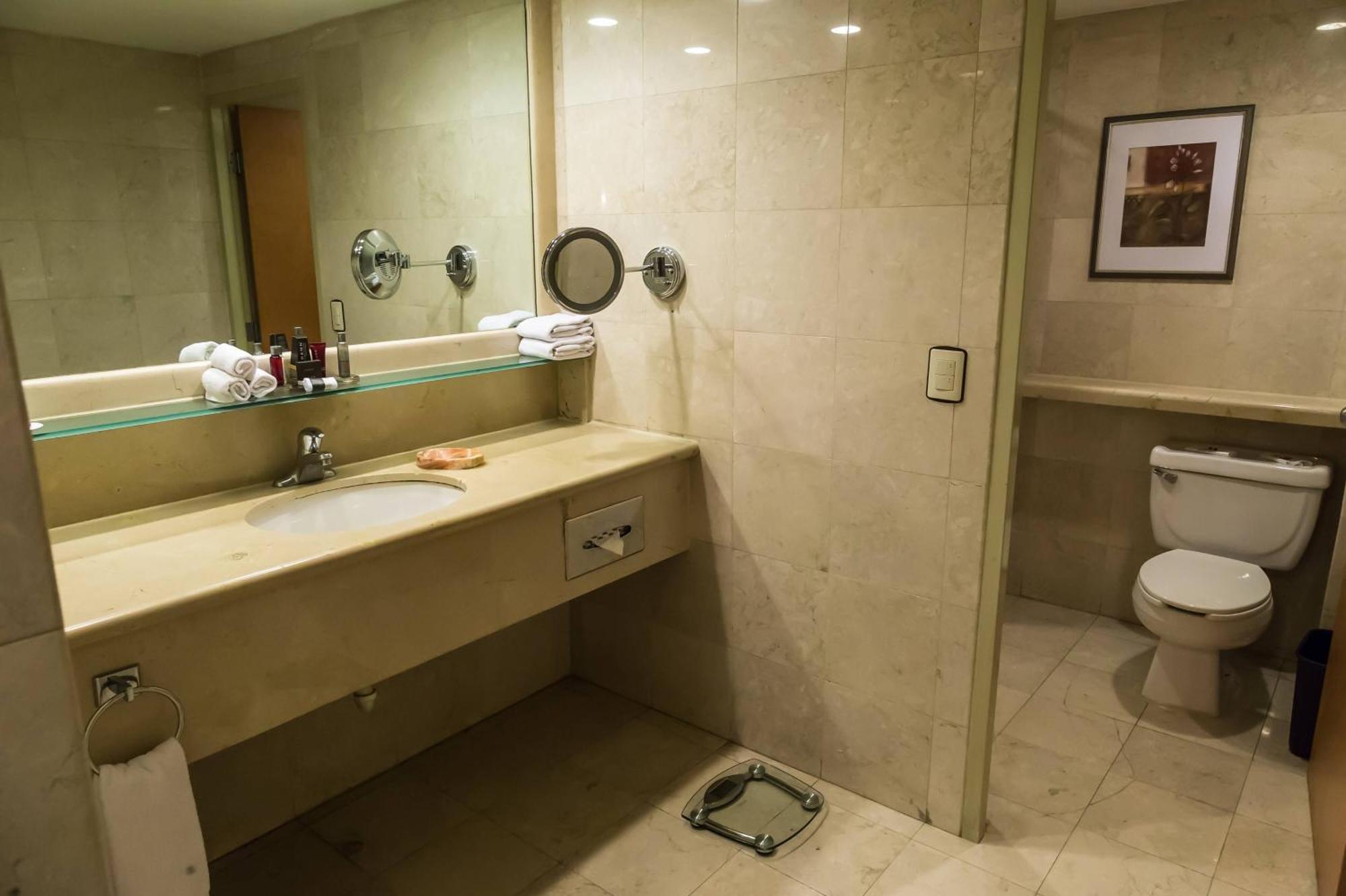 Marriott Tijuana Hotel Bagian luar foto